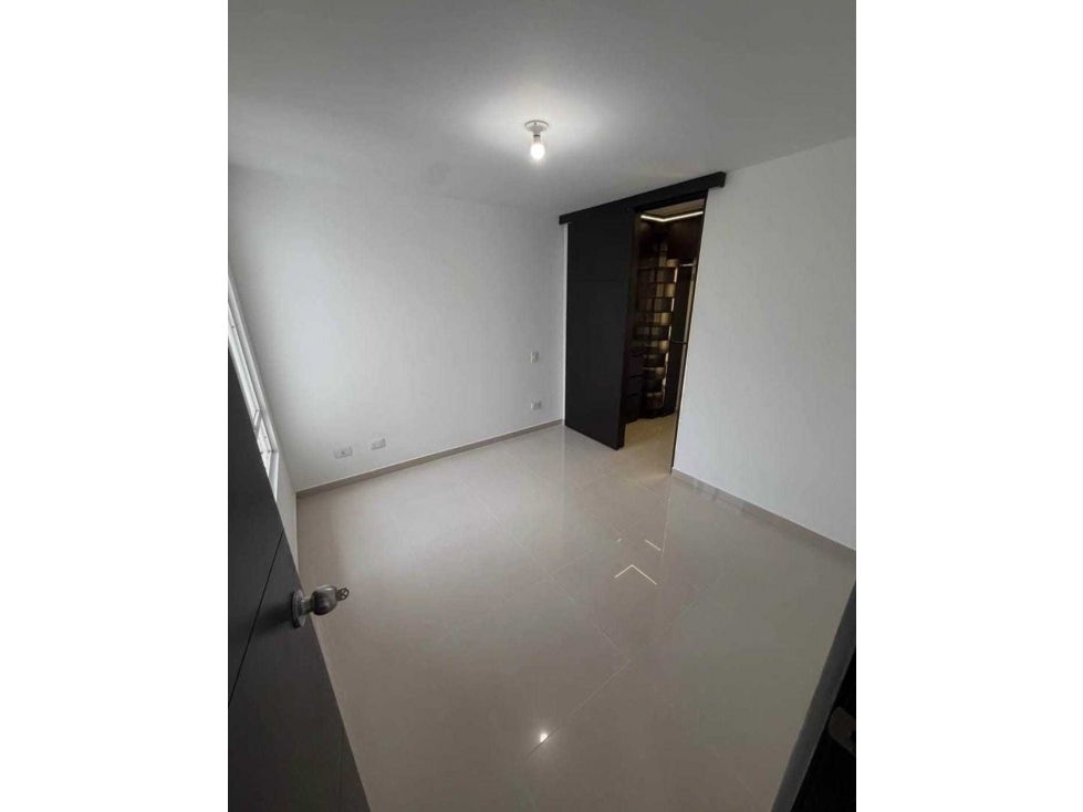VENTA APARTAMENTO EN VALLE DEL LILI SUR DE CALI — foto 4