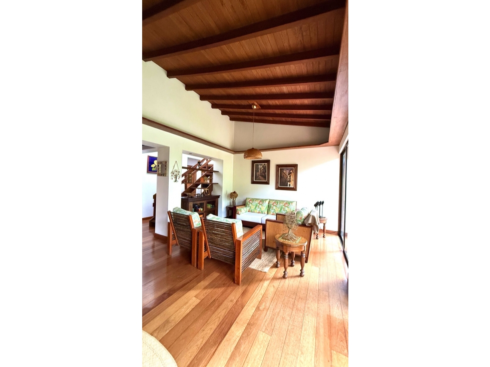 VENTA APARTAMENTO EN VIZCAYA METIDO EN EL BOSQUE CON TECHOS ALTOS — foto 6