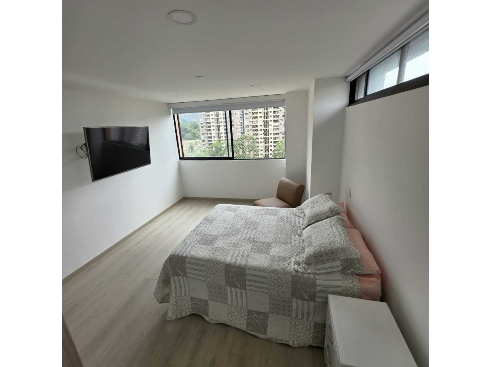VENTA APARTAMENTO ENTRE LOMA BRUJAS Y ESCOBERO UNIDAD COMPLETA. — foto 4