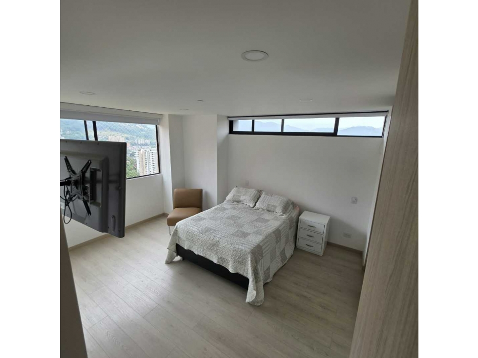 VENTA APARTAMENTO ENTRE LOMA BRUJAS Y ESCOBERO UNIDAD COMPLETA. — foto 5