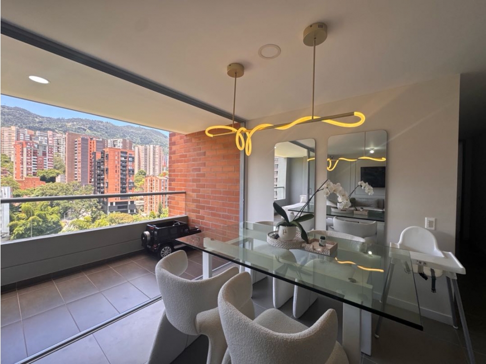 VENTA APARTAMENTO ENVIGADO, 3 HABITACIONES. SECTOR CUMBRES