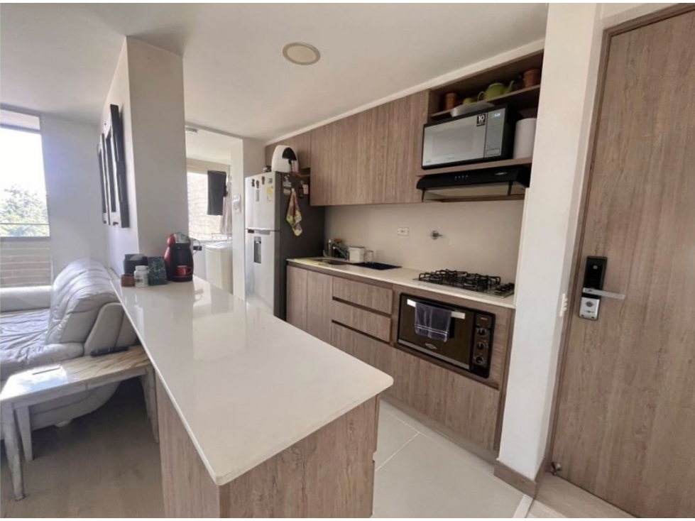 Venta Apartamento Envigado Las Brujas PRECIO DE OPORTUNIDAD — foto 2
