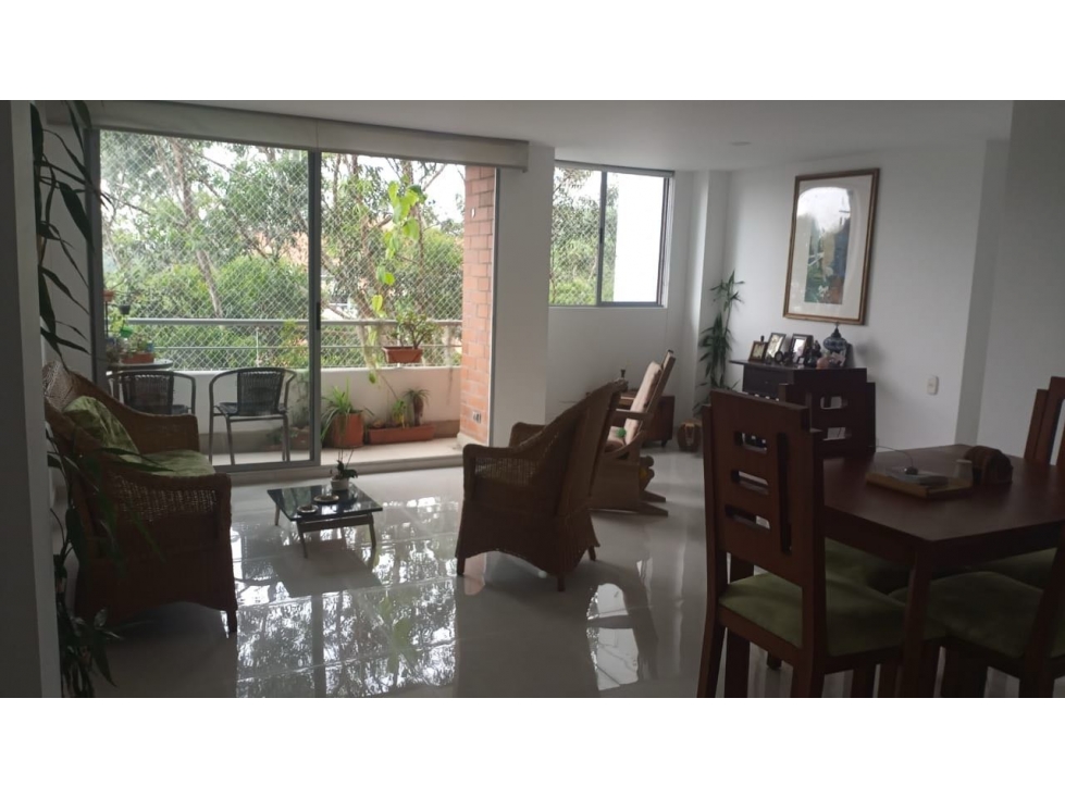 Venta Apartamento Envigado Loma del Esmeraldal de 108 m2
