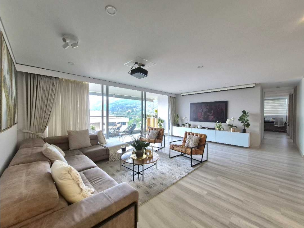 VENTA APARTAMENTO ENVIGADO LOMA DE LAS BRUJAS - VISTA A CIUDAD — foto 3