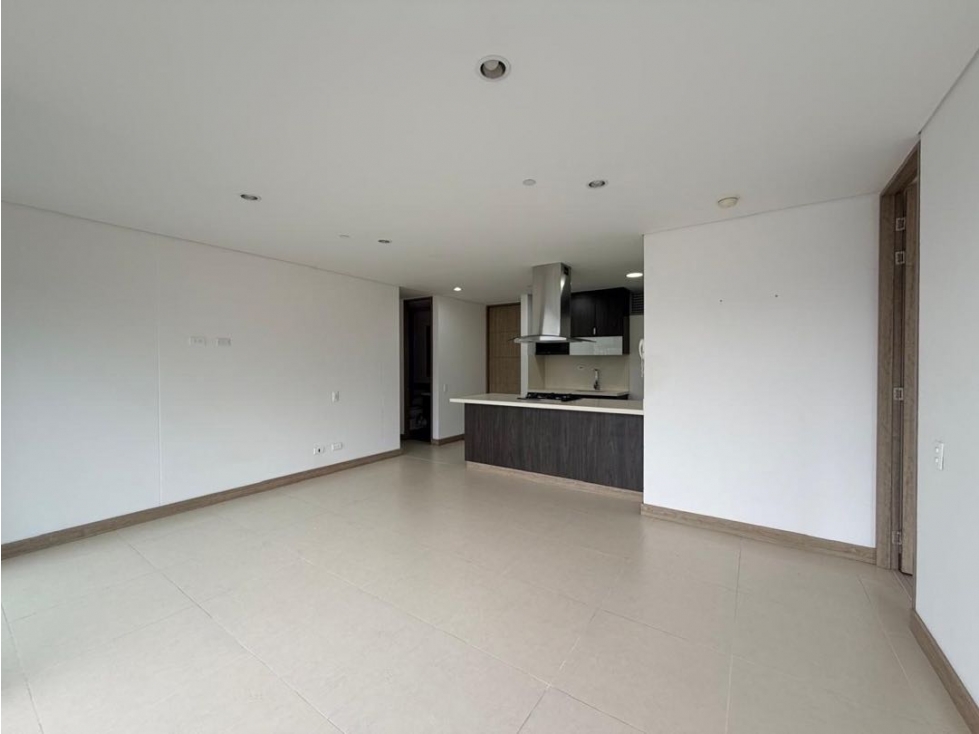 ARRIENDO APARTAMENTO ENVIGADO LOMA DE LOS MESA — foto 3