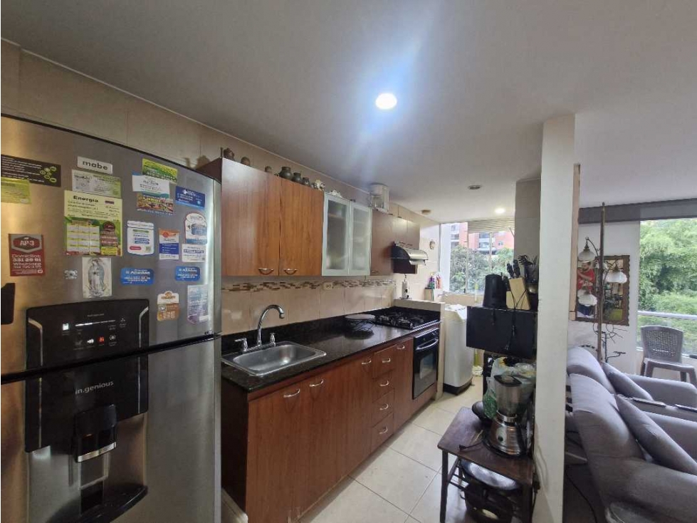 Venta apartamento Envigado loma del esmeraldal vista a reserva natural — foto 2