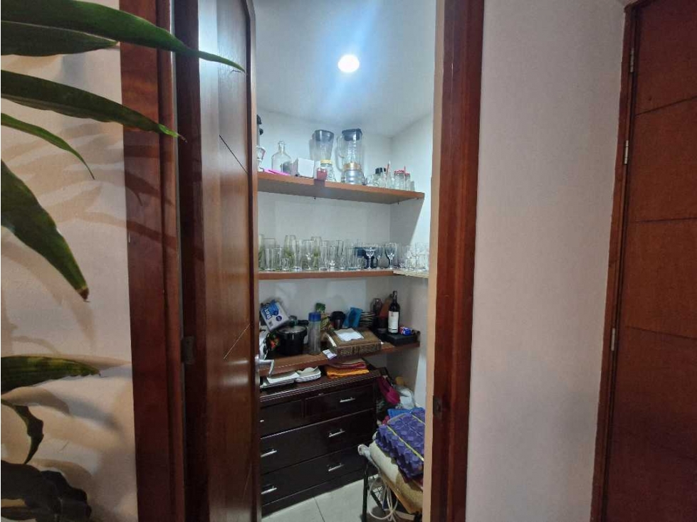 Venta apartamento Envigado loma del esmeraldal vista a reserva natural — foto 5