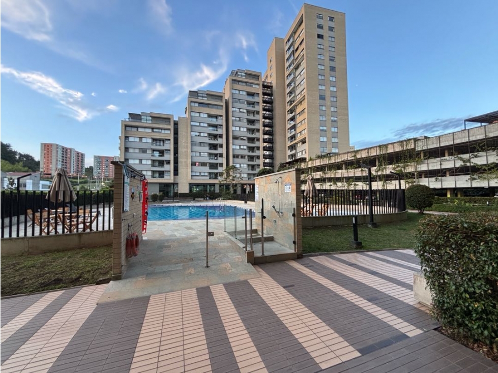 Venta apartamento esquinero en piso alto. Rionegro