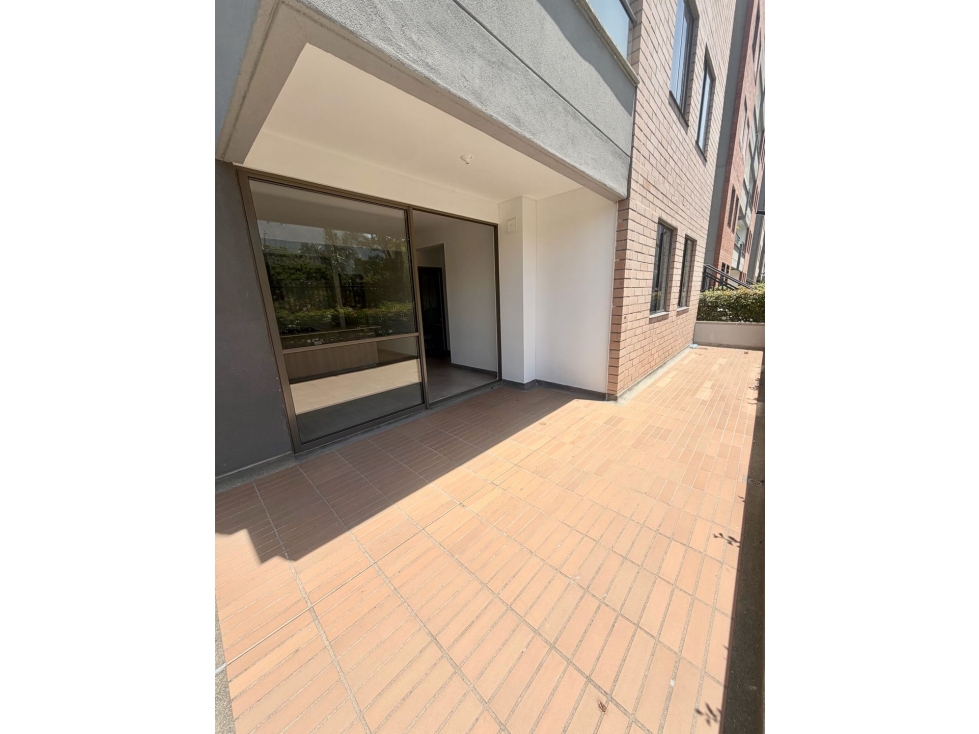Venta apartamento flor de agua/ Bello Fabricato