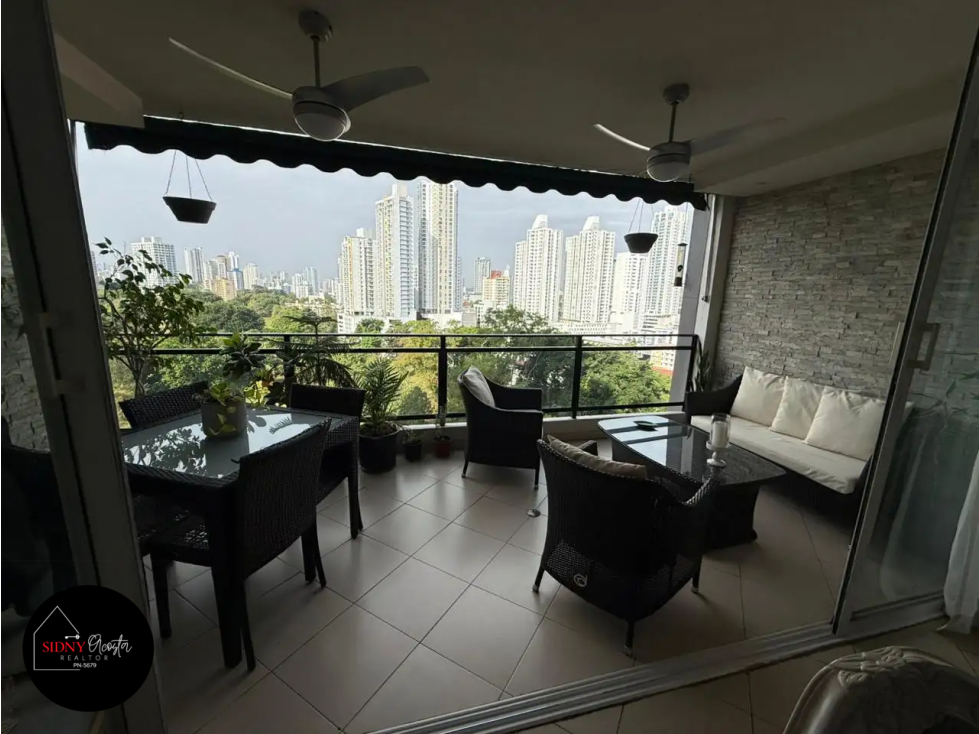 Venta Apartamento Frente al Parque Omar/Apartment For Sale at the Park