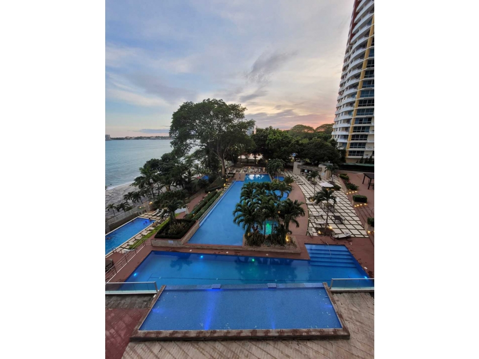 VENTA APARTAMENTO GORGONA PH BAHIA VISTA AL MAR BALCON 143M2 AMOB. JJ — foto 3