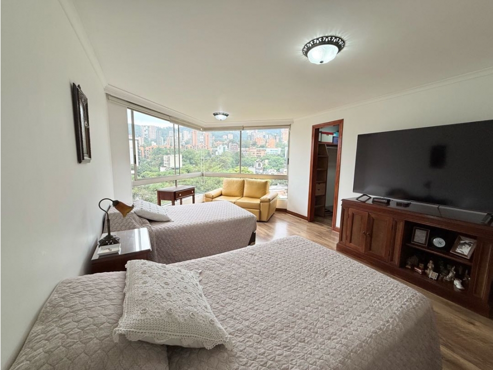 Venta Apartamento LA TOMATERA 210 Mts2 . CLASICO bien tenido - 3