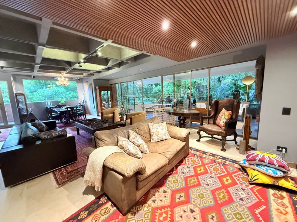 Venta Apartamento Las Lomas II Medellín 320 M2 Vizcaya REFORMADO — foto 5