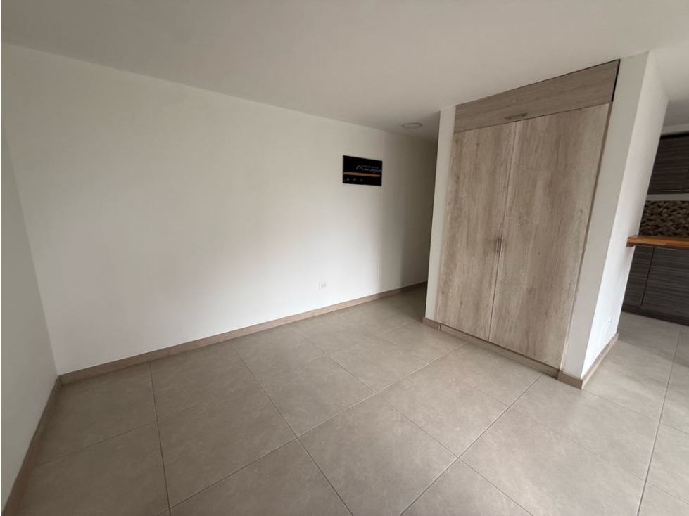 Venta Apartamento Las Lomitas, Sabaneta 60 m2 — foto 2