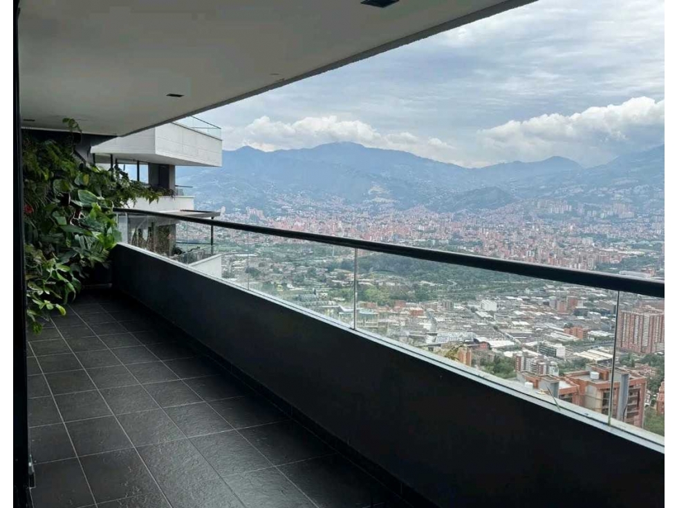Venta apartamento Las Palmas, el Poblado - Ubicación estratégica