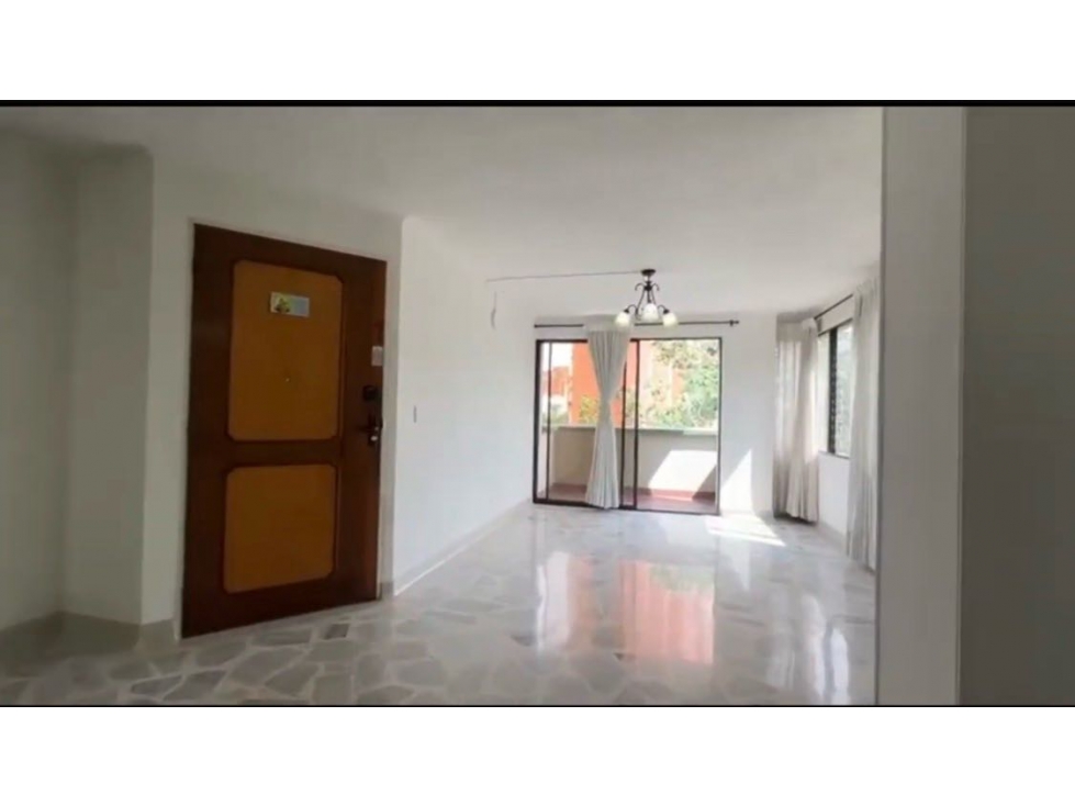 Venta apartamento LAURELES cerca a la Notaría 6ta — foto 4