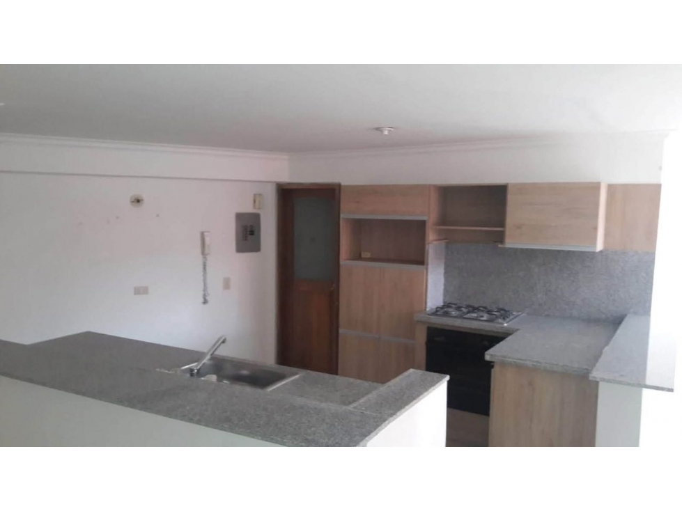 Venta apartamento LAURELES cerca a la MIGUERÍA