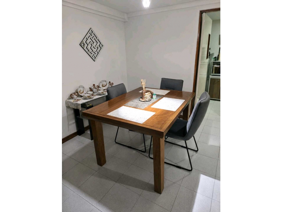 Venta apartamento Laureles San Joaquín - Piso 4 sin ascensor — foto 2