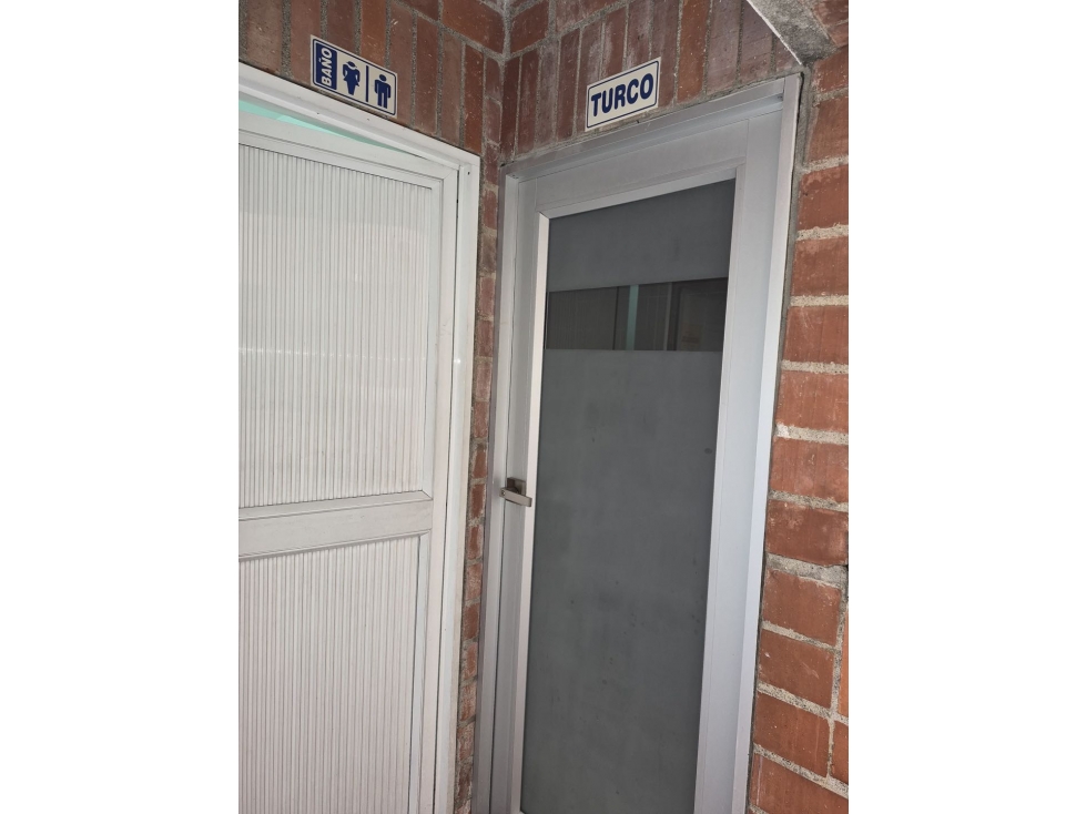 Venta apartamento LAURELES ZONA ROSA con ZONAS COMUNES — foto 4