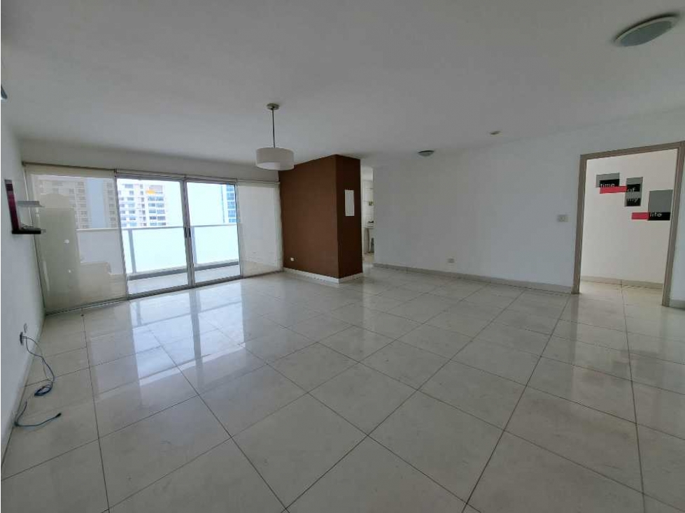 VENTA APARTAMENTO L/B EN EL PH MOON TOWER — foto 2