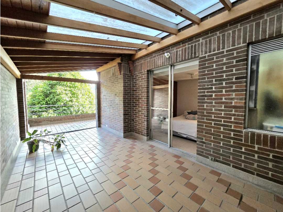 Venta Apartamento Loma Benedictinos CON TERRAZA Y BALCON 153 m2 — foto 6