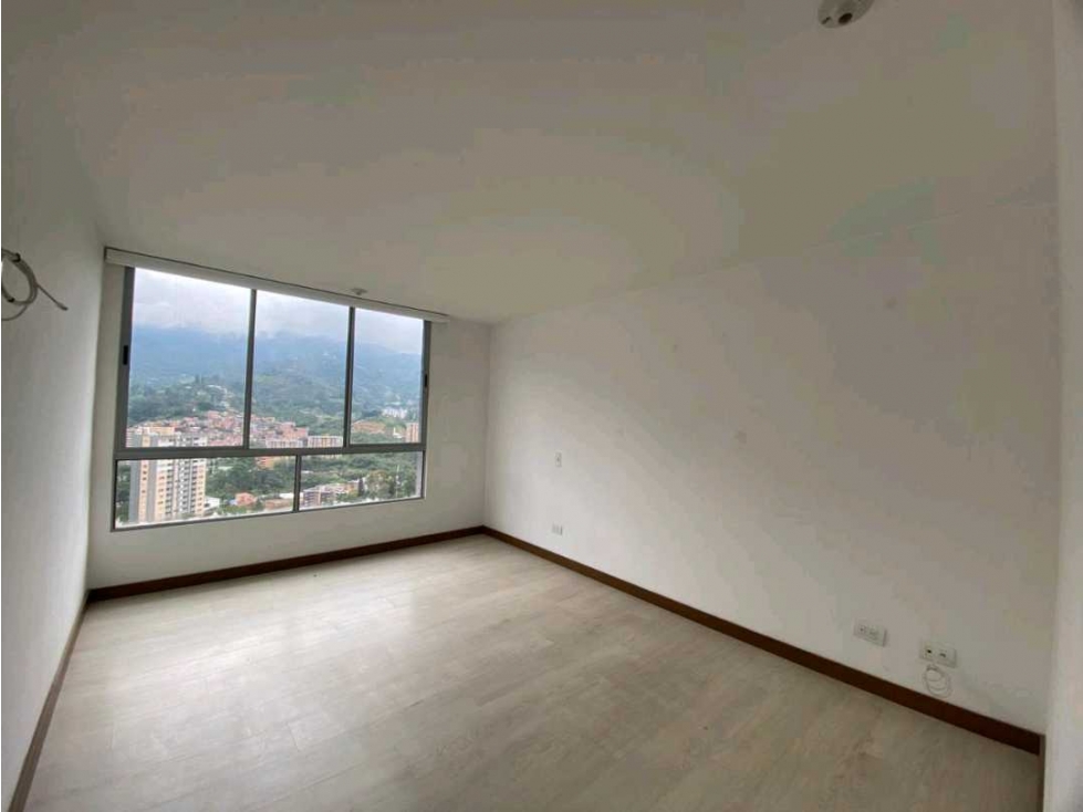 Venta Apartamento Loma De Las Brujas Envigado — foto 4