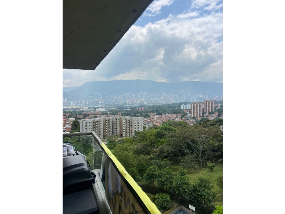 Venta Apartamento Loma De Los Bernal Medellín Antioquia — foto 2