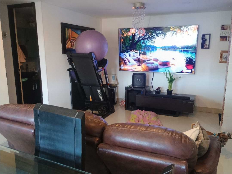 Venta apartamento loma de los Bernal — foto 2