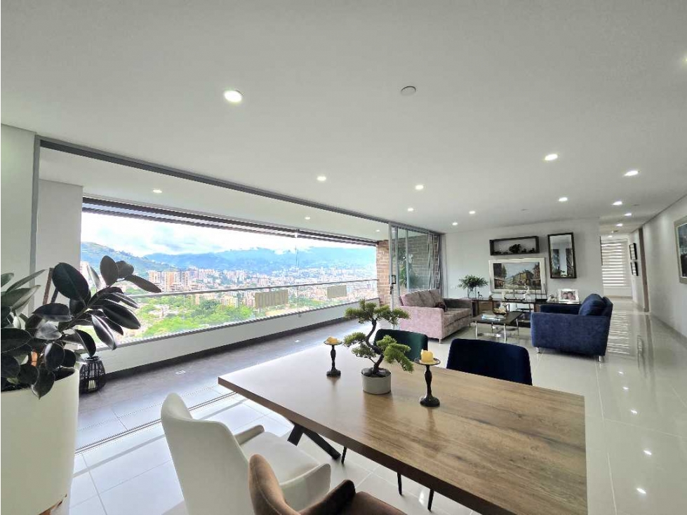 Venta Apartamento Loma del Chocho. Envigado. Vista Espectacular.169m2.