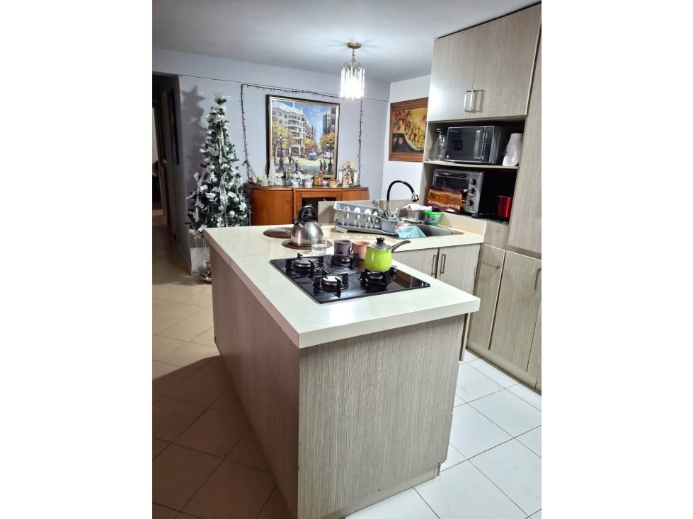 VENTA APARTAMENTO. LOMA DEL INDIO.