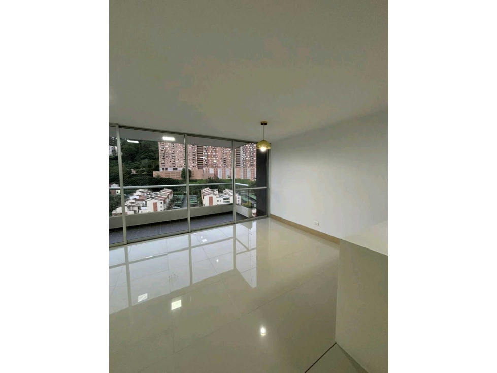 Venta Apartamento Loma Del Indio El Poblado Medellín — foto 2