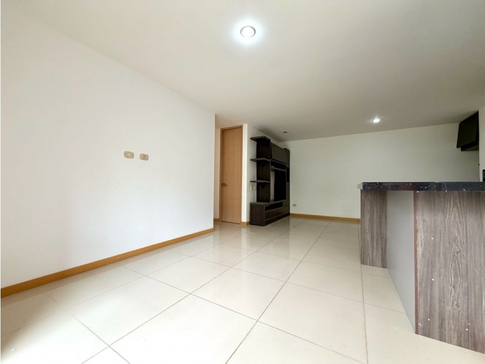 VENTA APARTAMENTO LOMA DEL INDIO PARTE BAJA