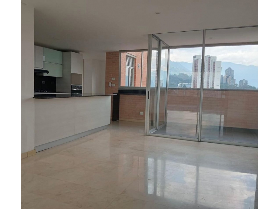 VENTA APARTAMENTO LOMA DEL TESORO PARTE ALTA