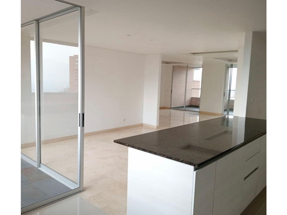 VENTA APARTAMENTO LOMA DEL TESORO PARTE ALTA — foto 3