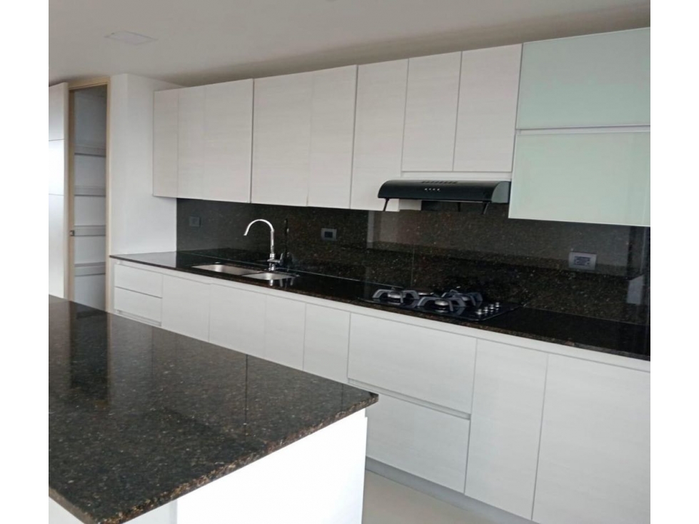 VENTA APARTAMENTO LOMA DEL TESORO PARTE ALTA — foto 5