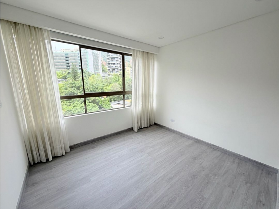 VENTA APARTAMENTO LOMAS 1 106mts2 REFORMADO — foto 3