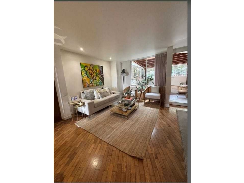 Venta Apartamento Los Balsos El Poblado con amplia terraza cubierta — foto 5