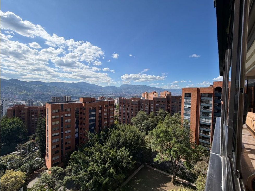Venta Apartamento Los Balsos 271 Mts2 ASCENSOR PRIVADO
