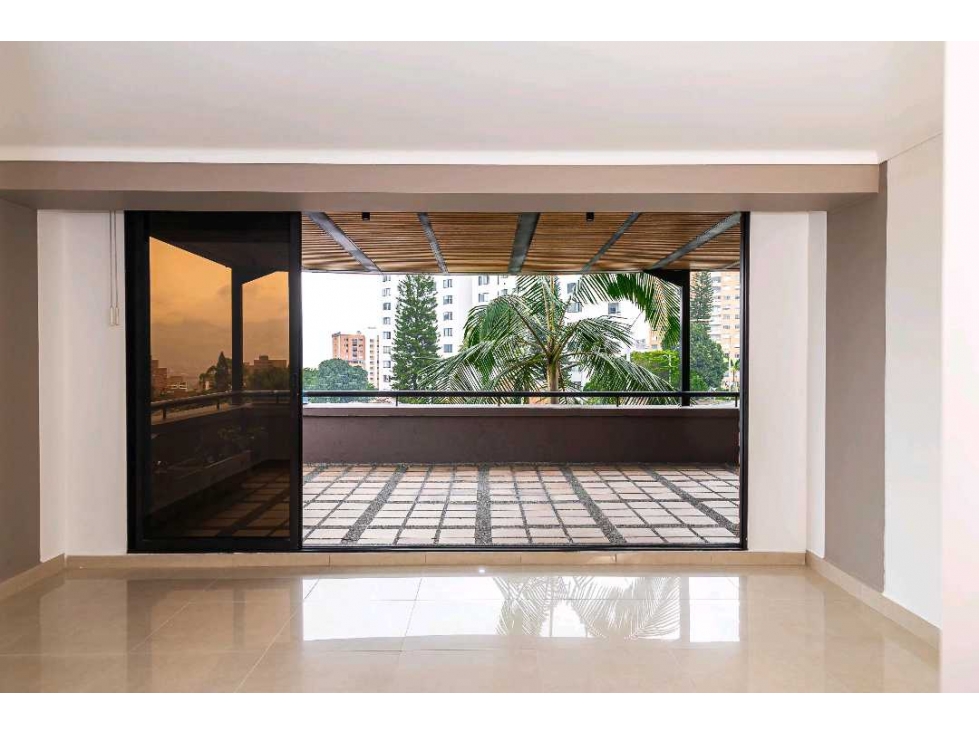 Venta Apartamento Los Balsos Medellín Como Nuevo — foto 5