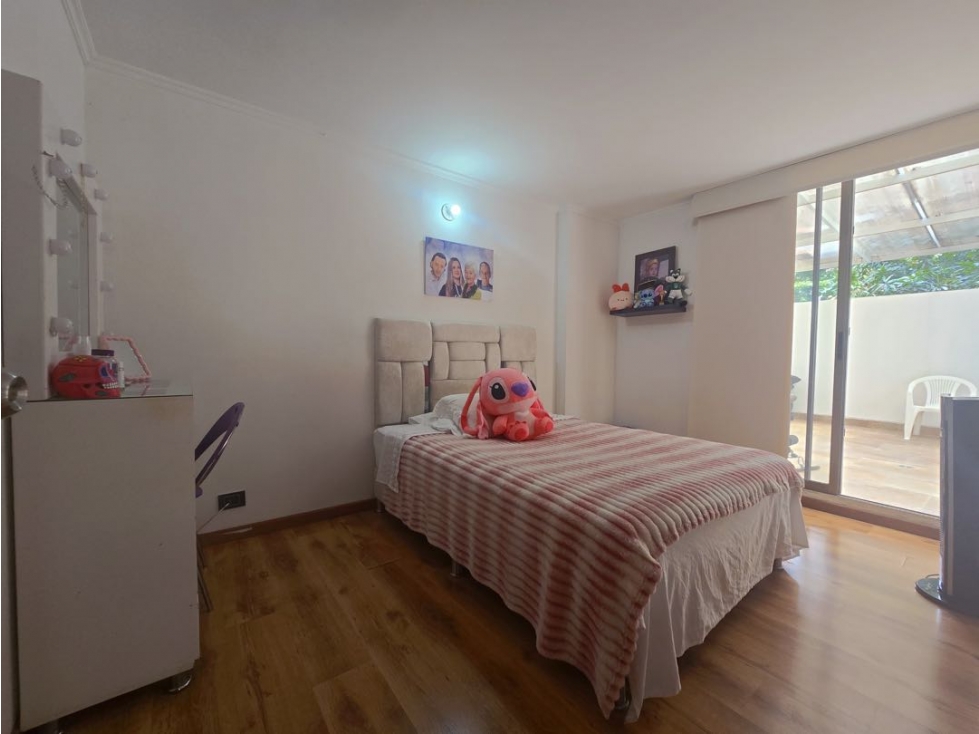 Venta apartamento los bernal — foto 2