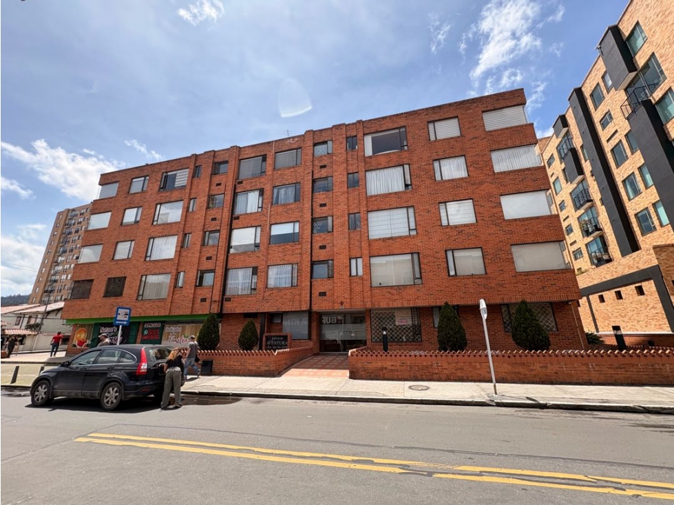 VENTA APARTAMENTO LOS CEDROS, BOGOTÁ