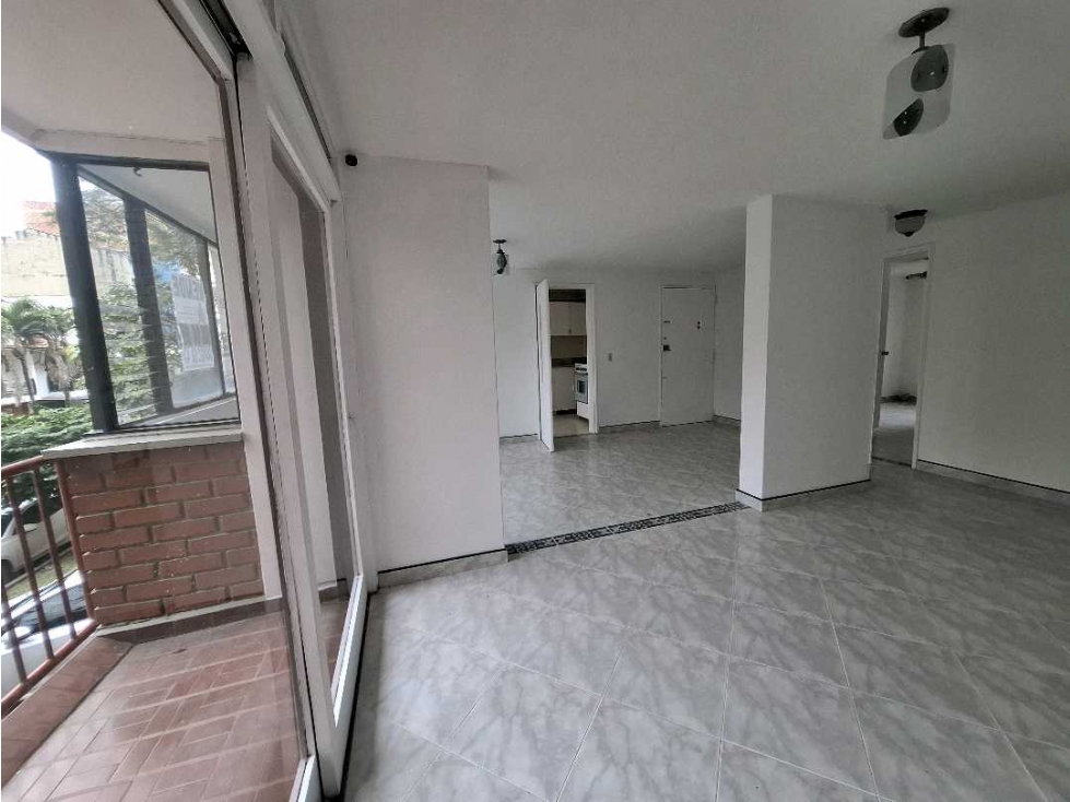 Venta apartamento Los colores, Medellín — foto 2