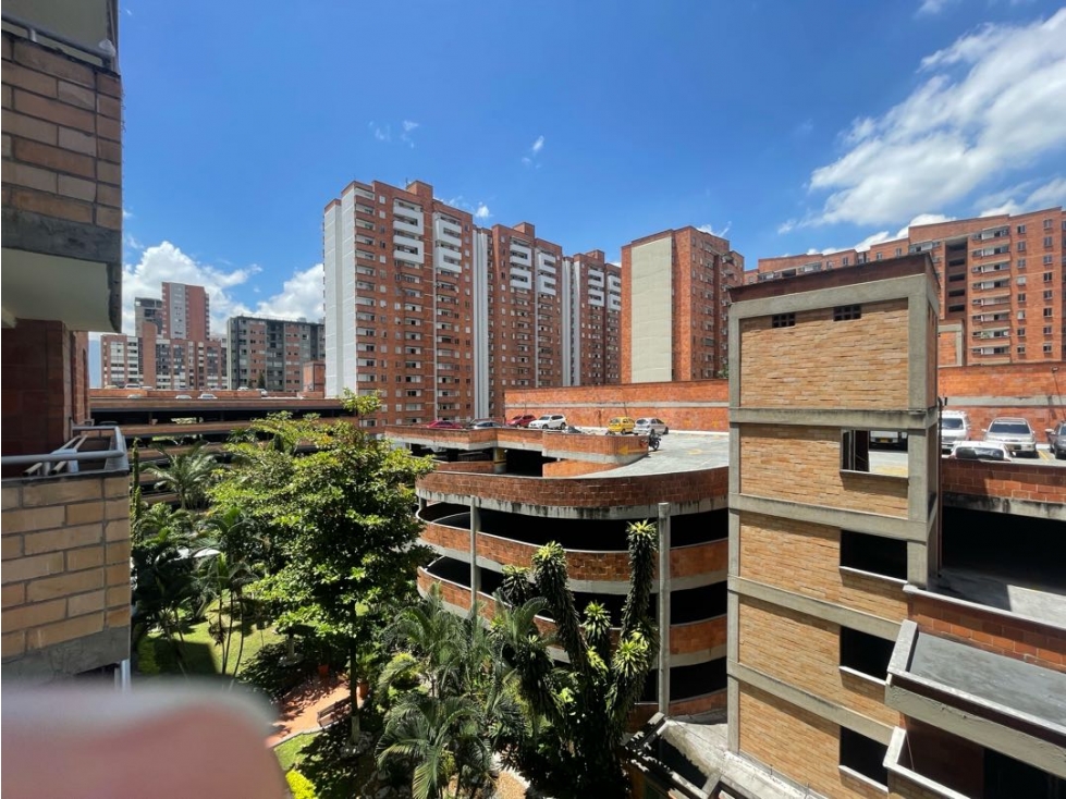 Venta apartamento Los Colores — foto 2