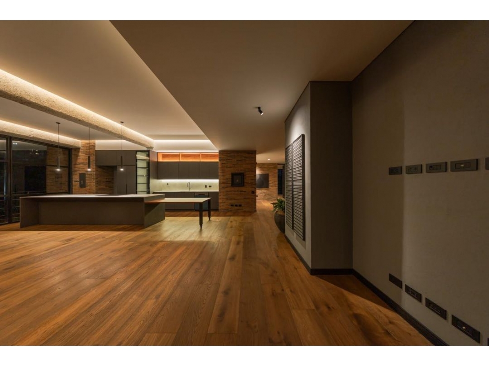 Venta Apartamento Luxury en El Poblado sector Las Lomas con jacuzzi — foto 2