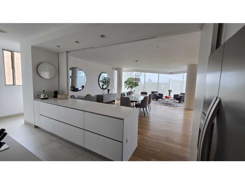 ARRIENDO - VENTA APARTAMENTO 280m2 (Amoblado) EXTERIOR ROSALES