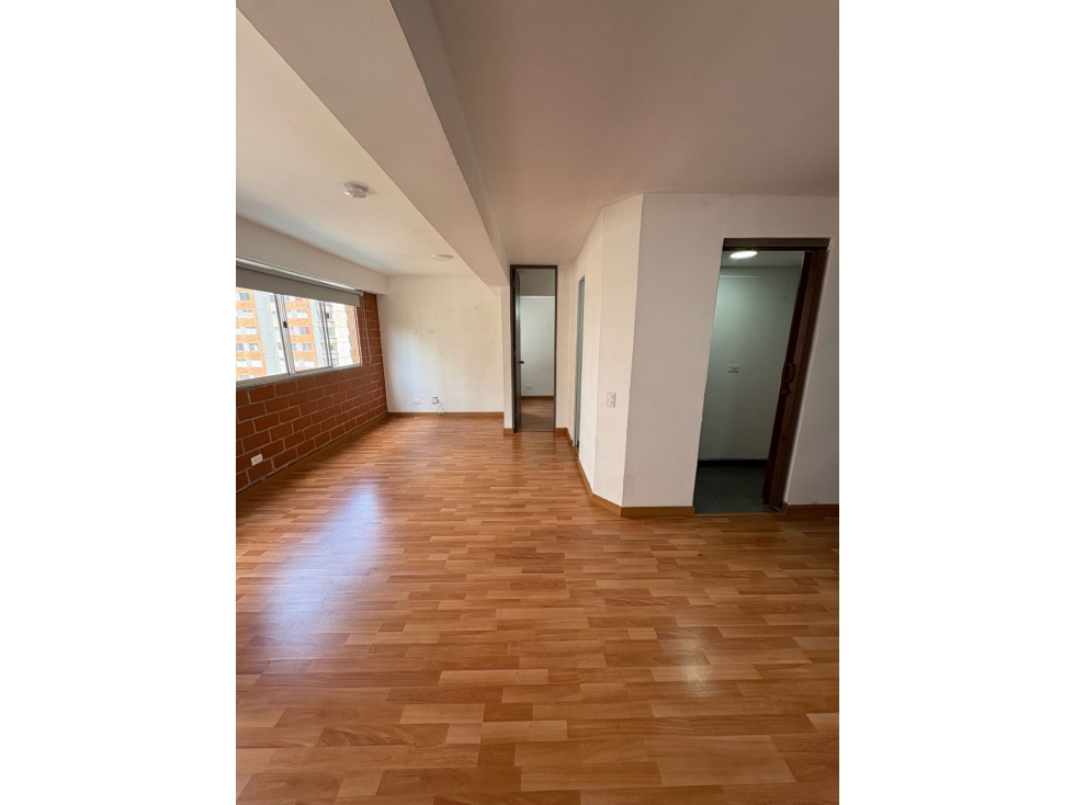 Venta apartaestudio madera nativa + parqueadero de moto — foto 6