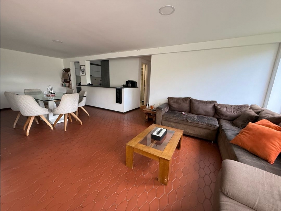 Venta Apartamento Medianamente Reformado Pontevedra Envigado 123 m2 — foto 2