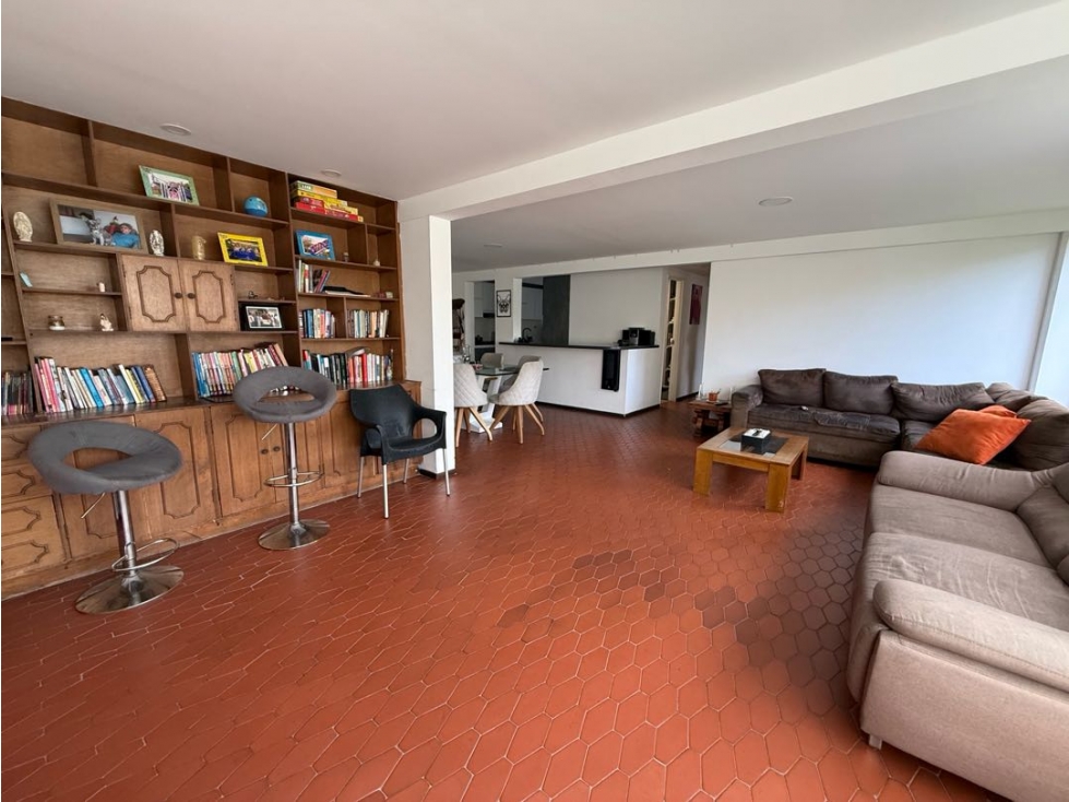 Venta Apartamento Medianamente Reformado Pontevedra Envigado 123 m2 — foto 3