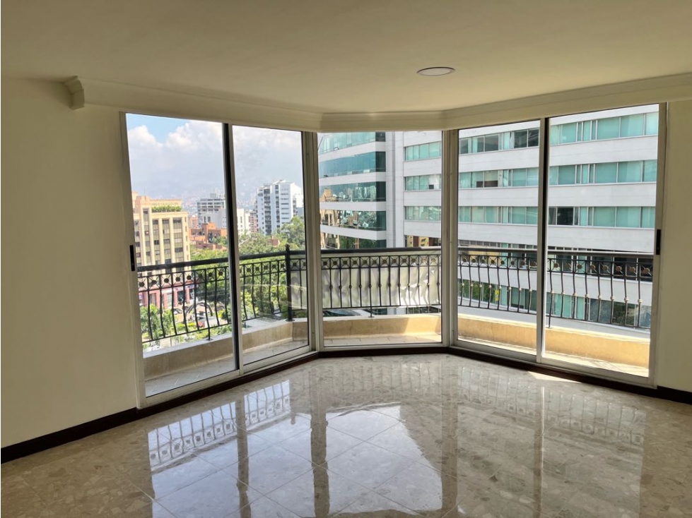 Venta Exclusivo Apartamento Milla De Oro El Poblado Medellín Antioquia — foto 2