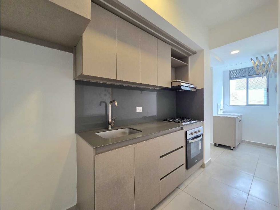 Venta Apartamento MODERNO. Envigado Avenida Las Vegas 80m2 — foto 3